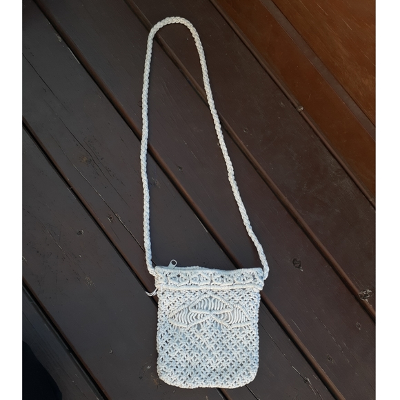 FREE ❤ w/ any purchase! - Picture 3 of 5